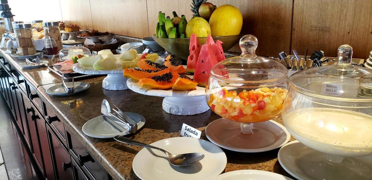 Lord Plaza Hotel Тейшейра-де-Фрейтас Екстер'єр фото