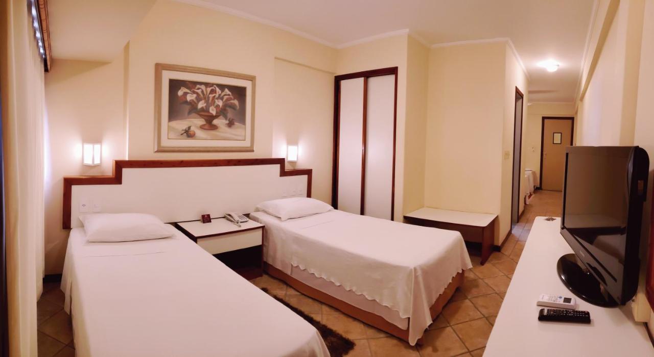 Lord Plaza Hotel Тейшейра-де-Фрейтас Екстер'єр фото
